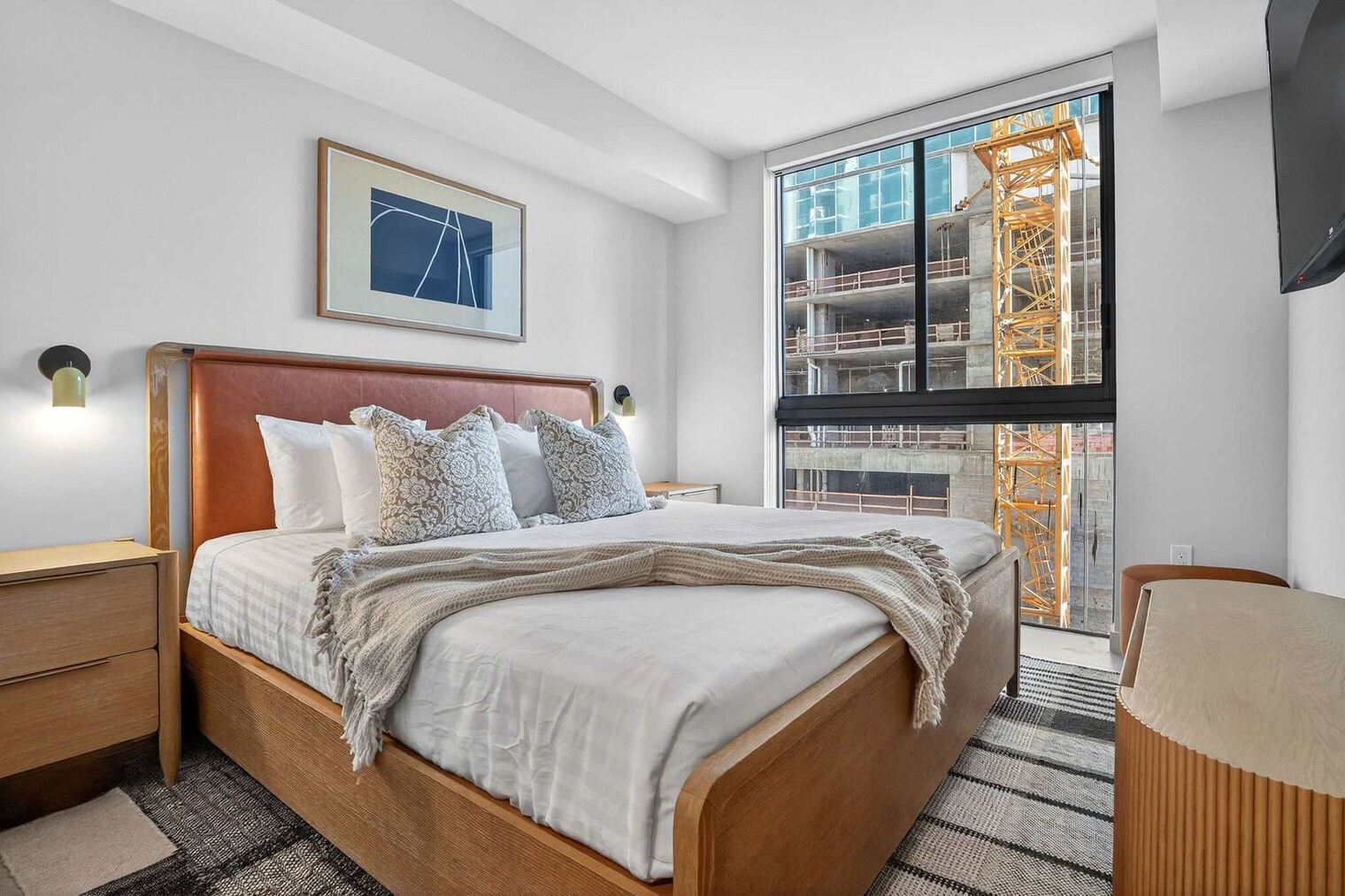 Building Photo - 11 NE 6th St