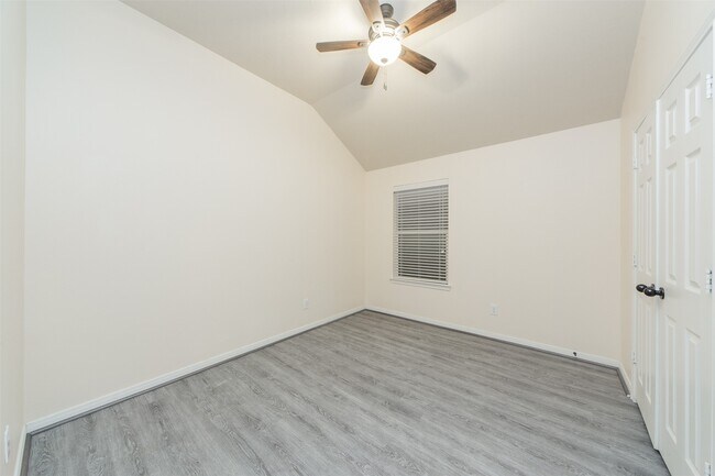 Building Photo - 3418 Lily Ranch Dr