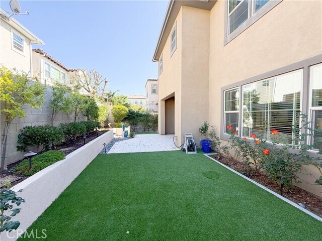 Building Photo - 64 Turnstone