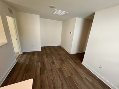 Building Photo - 1113 Caswell Way Ct