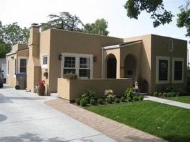 Building Photo - 869 Harding Ave