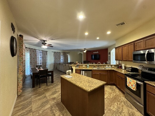 Building Photo - 2539 Bora Trl