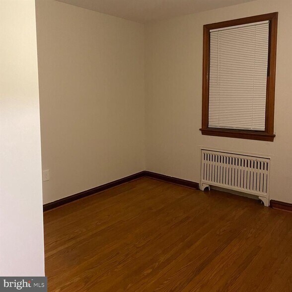 Bedroom - 420 Washington Ave