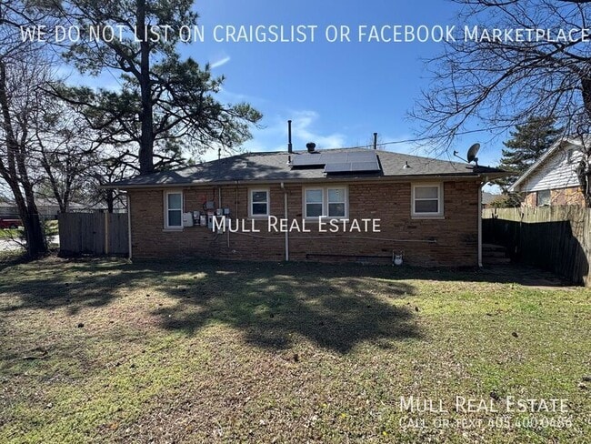 Building Photo - 1801 Oxford Way