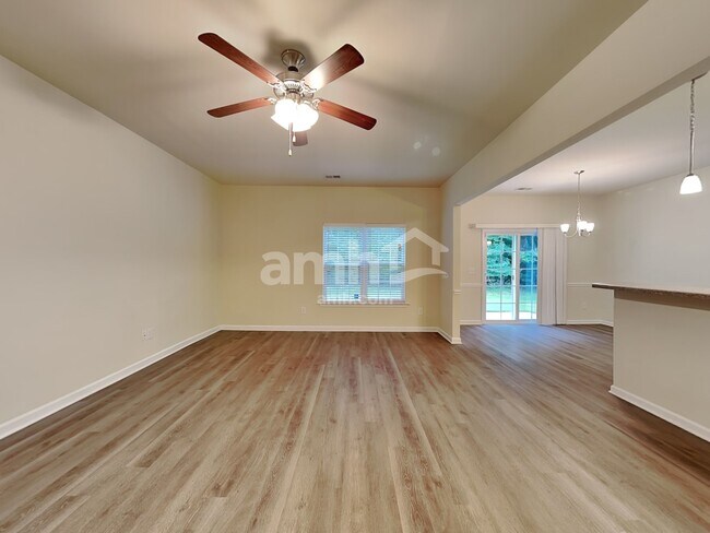 Building Photo - 118 Still Water Cir