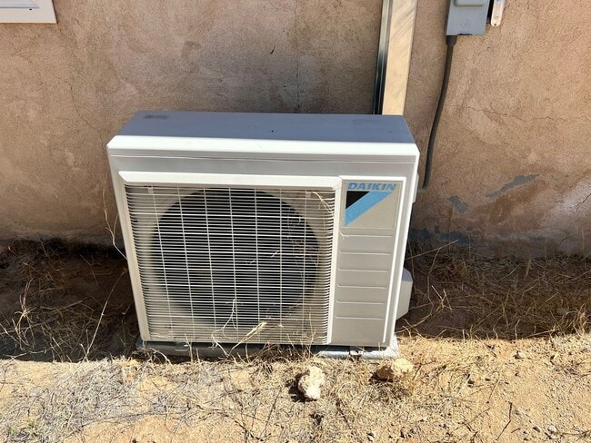 Building Photo - 5531 Cahuilla Ave