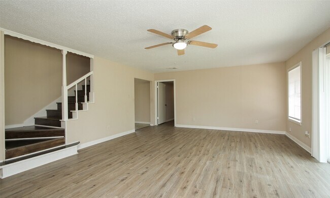 Building Photo - 6406 Ashton St