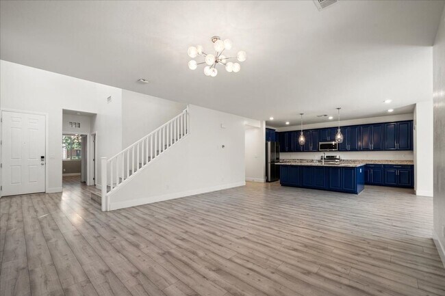Building Photo - Entertainer's Dream 4Bd Home with Designer Finishes & Outdoor Kitchen