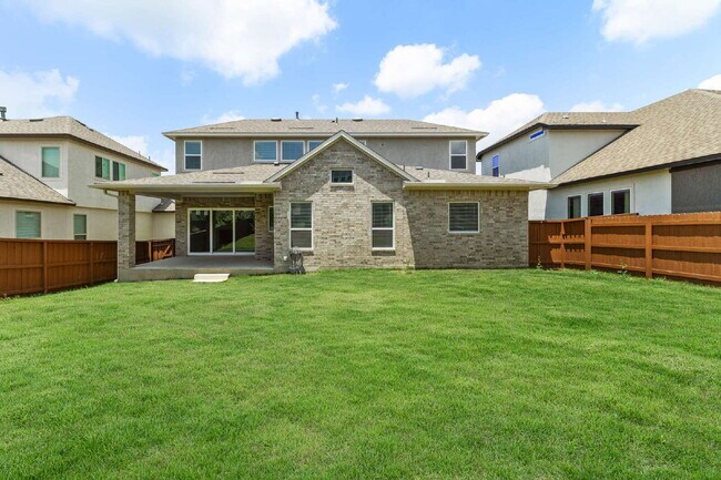 Building Photo - 24734 Resort Pkwy