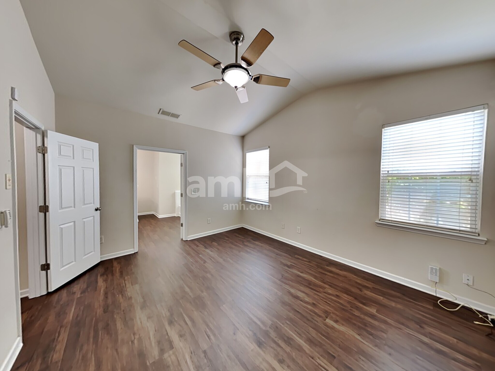 Building Photo - 1500 Woodberry Ct