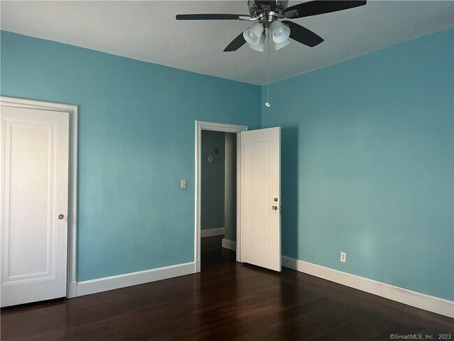 Building Photo - 214 Goffe Terrace