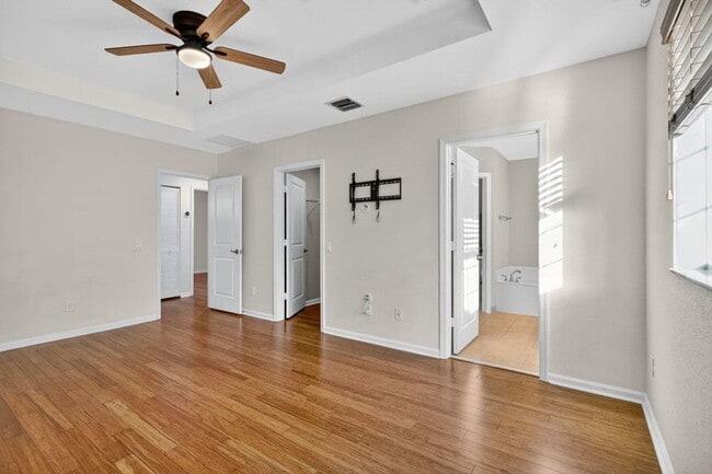 Building Photo - 7458 Sarentino Ln