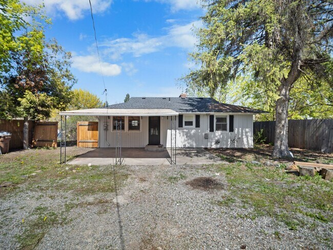 Building Photo - 203 W Cleveland Ave