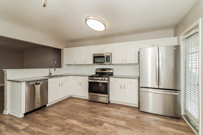 Building Photo - 236 Arrowhead Dr