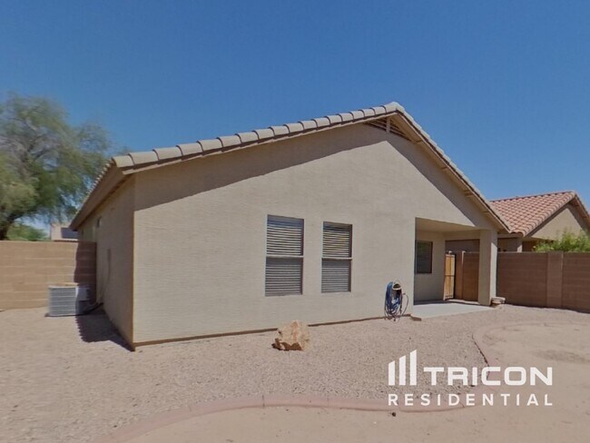 Building Photo - 21308 Howell Dr