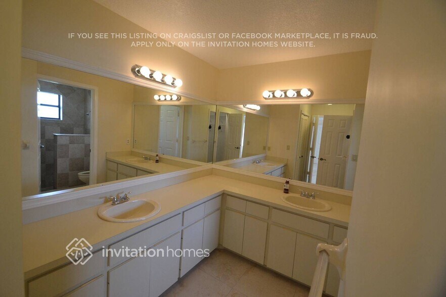 Building Photo - 845 Daffodil Dr