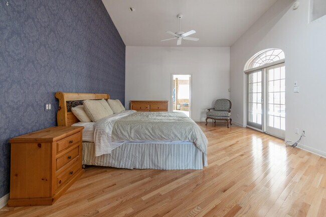 Building Photo - 8423 E Thunderbird Rd