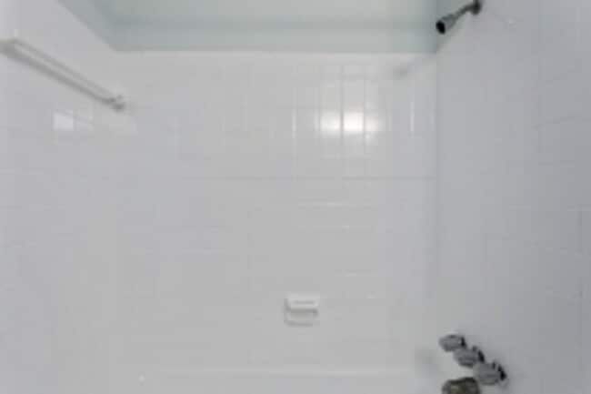 Building Photo - 8704 Wornall Rd