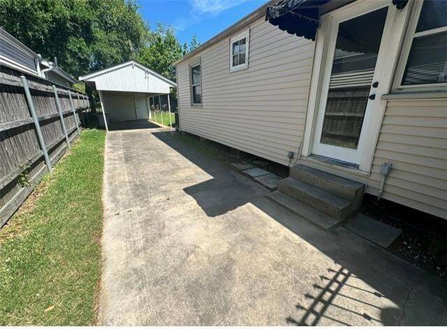 Building Photo - 15 Oaklawn Dr