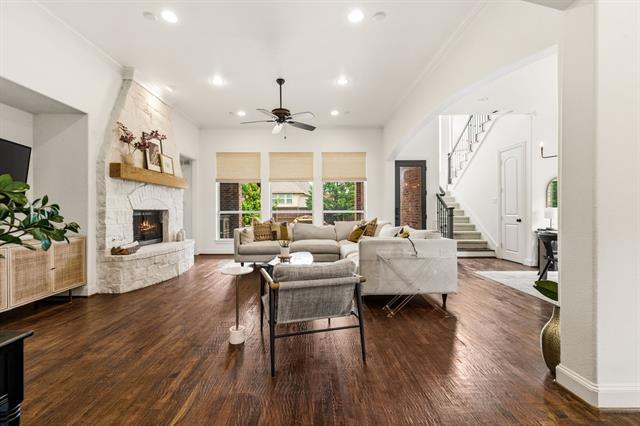 Building Photo - 4101 Chimney Rock Dr
