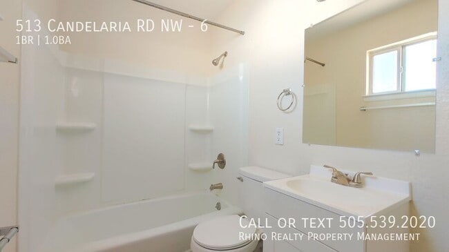 Building Photo - 513 Candelaria Rd NW
