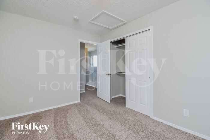 Building Photo - 2456 Pinyon Jay Dr