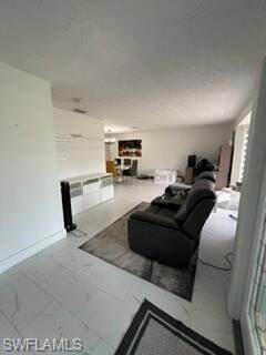 Building Photo - 209 SW 42nd St