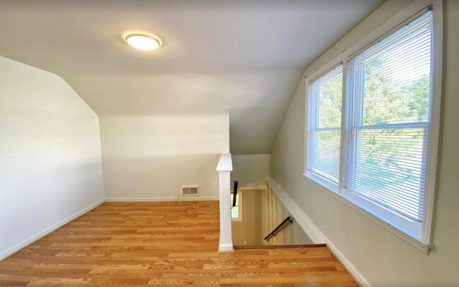 Building Photo - 2600 Browns Ln