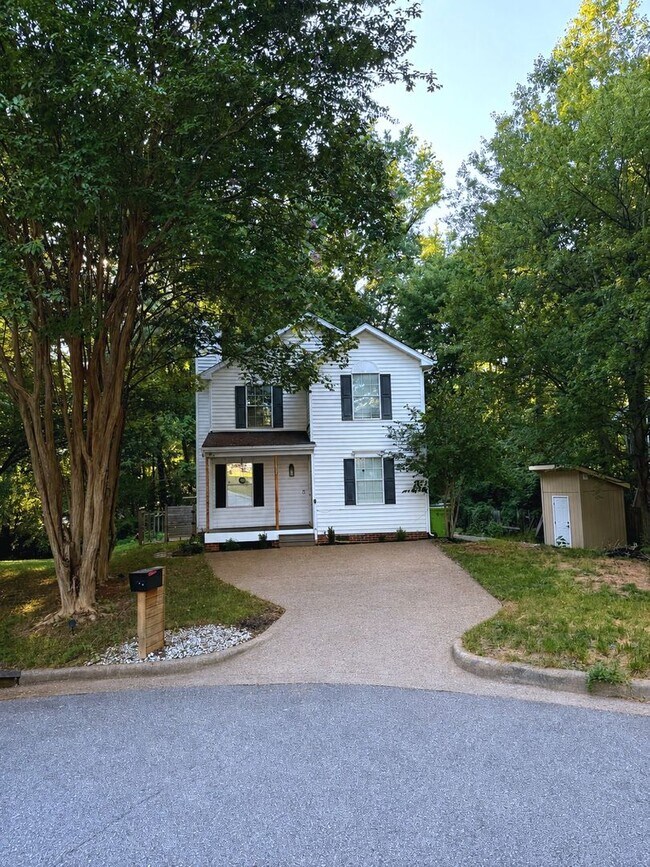 Building Photo - 5716 Bashford Crest Ln