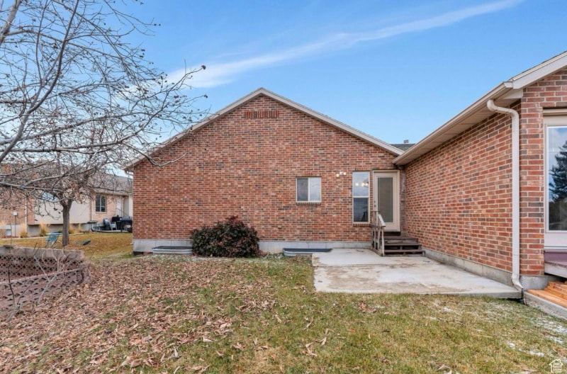 Building Photo - 1145 E 200 S