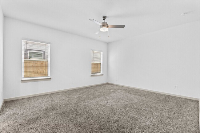 Building Photo - 2905 Highgate Hill Ln