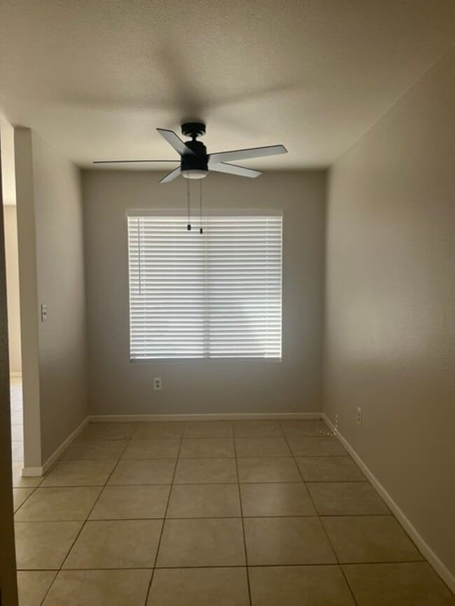 Building Photo - 3106 Brookside Dr