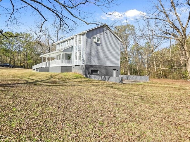 Building Photo - 3319 Clemons Rd