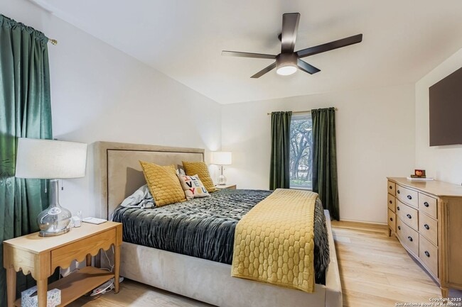 Building Photo - 146 Canyon Oaks Dr