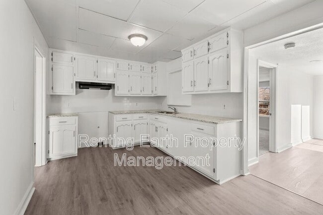 Building Photo - 1441 Creel St