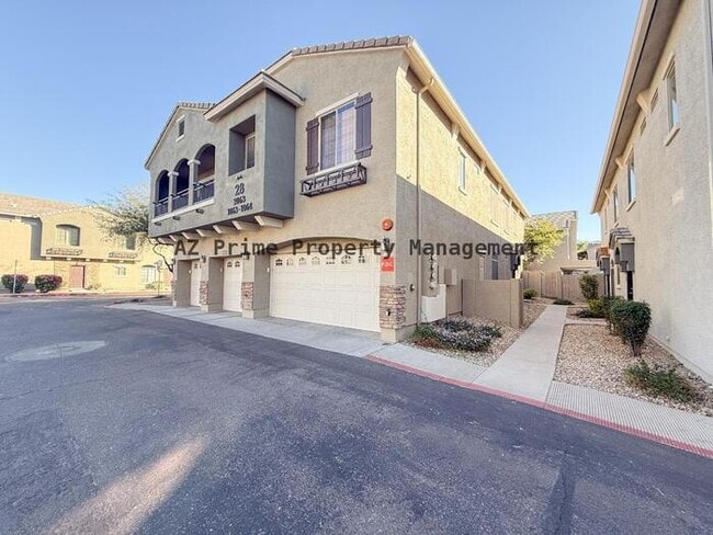 Building Photo - 2150 W Alameda Rd