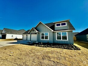 Building Photo - Newly Built 4 Bedroom Home