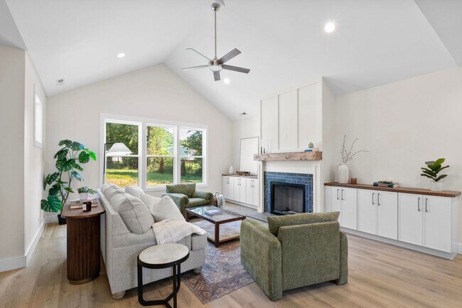 Building Photo - Beautiful New Construction Home-Long Term Rental