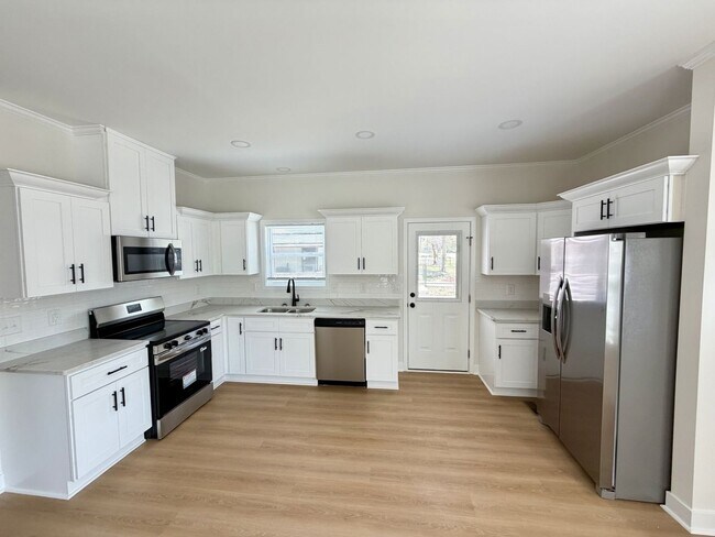 Building Photo - NEW CONSTRUCTION! AVAILABLE FOR IMMEDIATE MOVE IN!