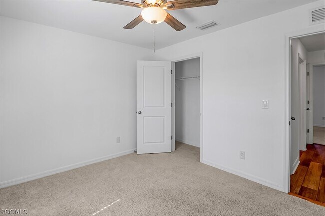 Building Photo - 185 Yager Cir