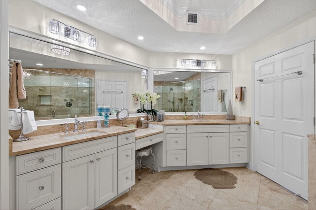 Building Photo - 221 Ocean Grande Blvd