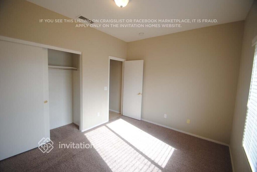 Building Photo - 16878 W Windermere Way