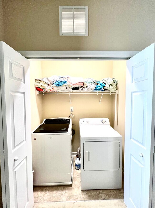 Building Photo - Villages at Rolesville