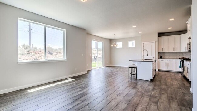 Building Photo - Amazing Five Bedroom Home, Bluffdale, 3300...