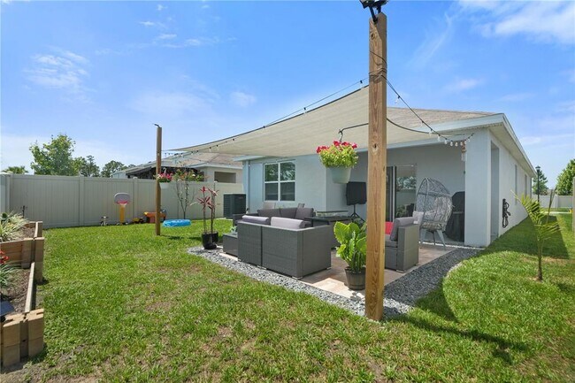 Building Photo - 33592 Barberry Leaf Wy