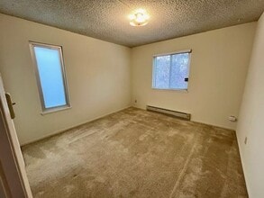 Building Photo - 404 Boardwalk Ave