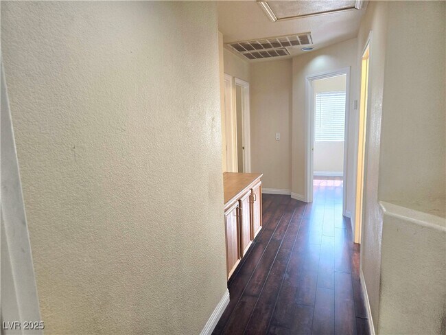 Building Photo - 7883 Salt Spray Ct