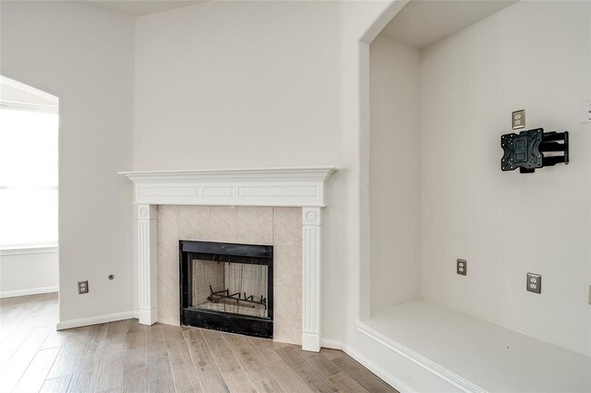 Building Photo - 5818 Pebble Bank Ln