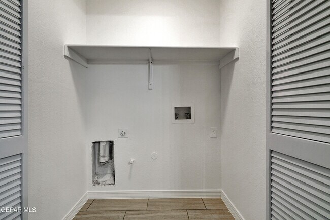 Building Photo - 11405 Marcos Lucero Pl