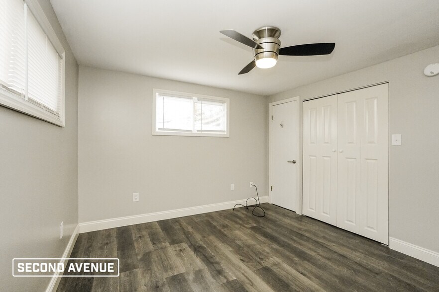 Building Photo - 854 Monaca Rd